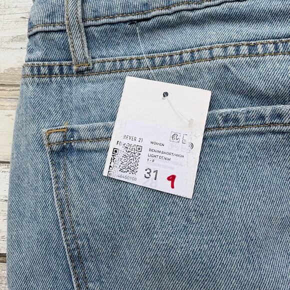 Forever 21 Denim Jean Shorts 31 NWT Light Wash High Rise Mushroom Boho Festival - Picture 3 of 8